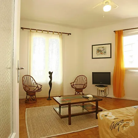 Comedie De Apartman Nizza